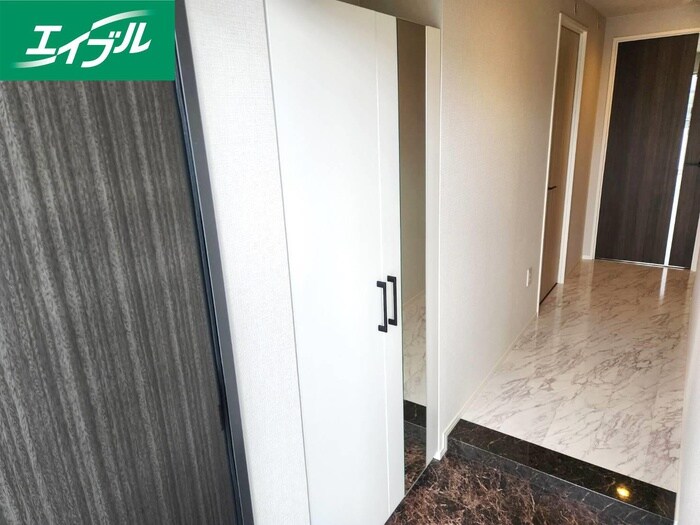 物件内観写真18　(靴箱)