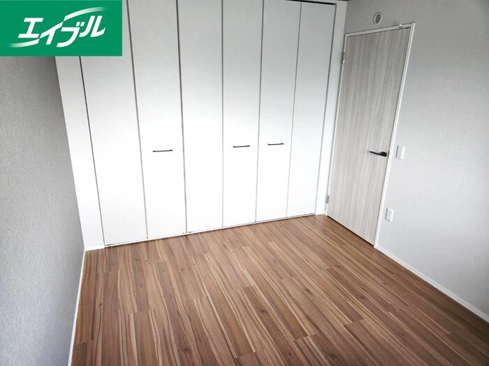 物件内観写真19　(居室)