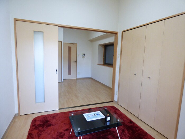 物件内観写真7　(居室)