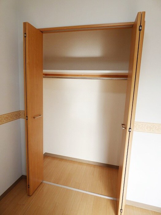 物件内観写真10　(収納)