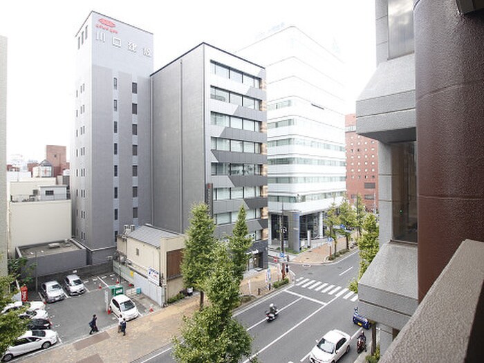 物件内観写真16　(室内からの展望)