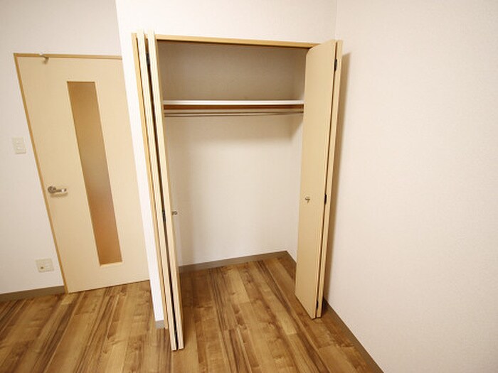 物件内観写真21　(収納)