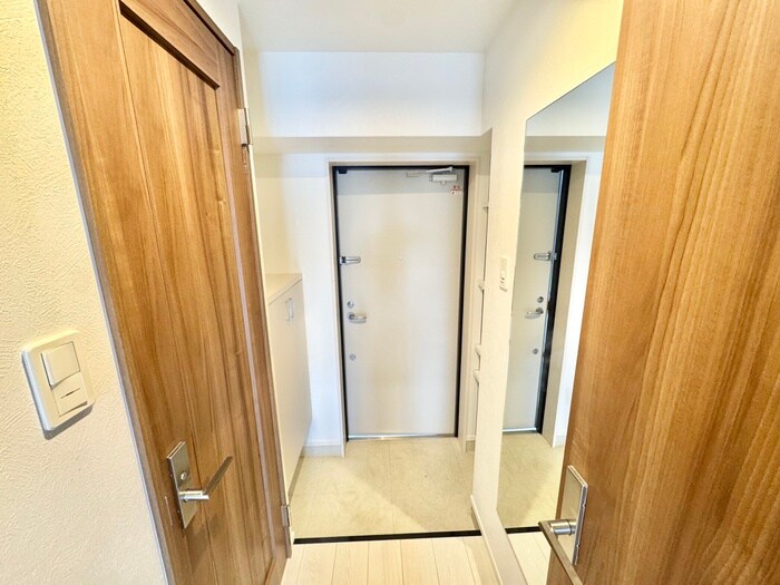 物件内観写真14　(玄関)