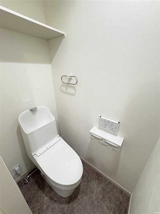 物件内観写真12　(トイレ)