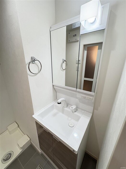 物件内観写真13　(洗面)