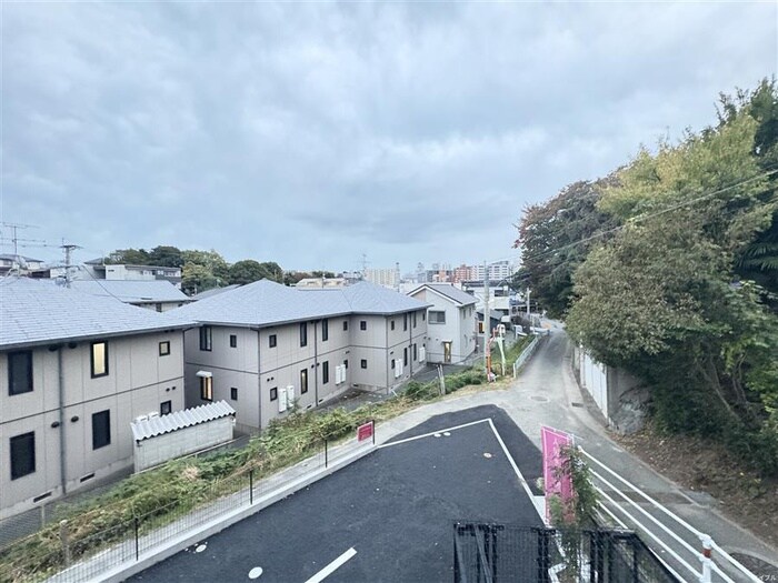 物件内観写真22　(室内からの展望)