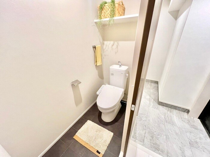 物件内観写真9　(トイレ)