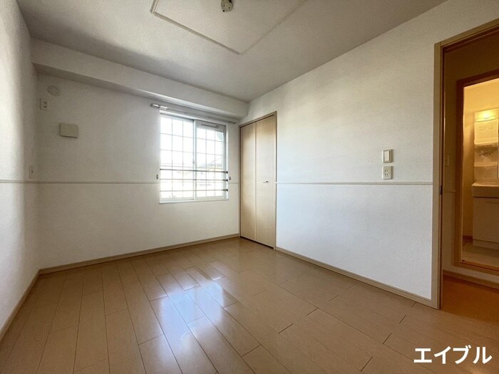 物件内観写真11　(居室)