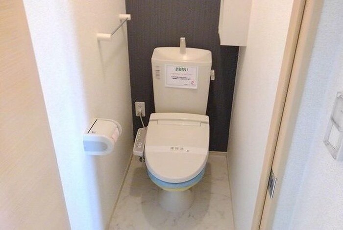 物件内観写真12　(トイレ)