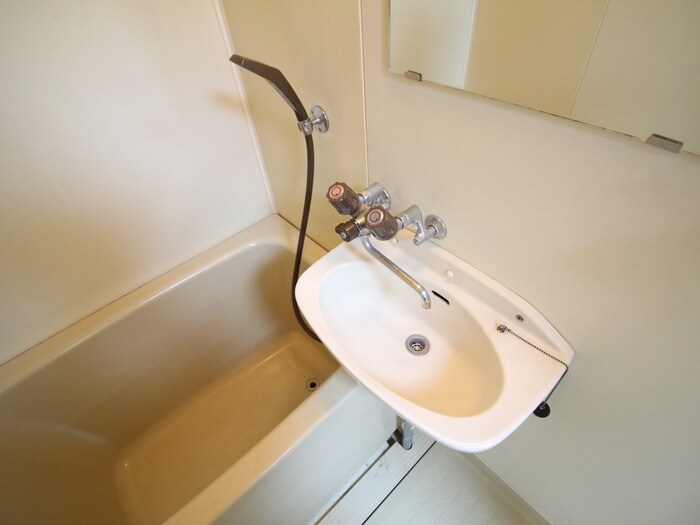 物件内観写真12　(洗面)