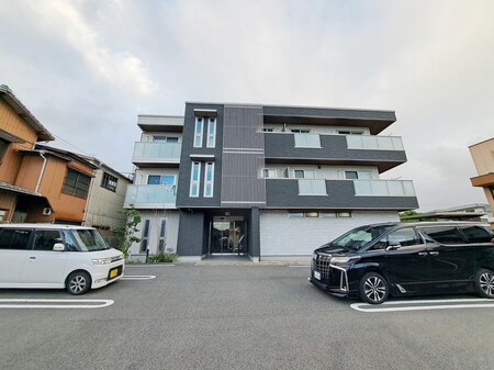 クレスト則松外観写真
