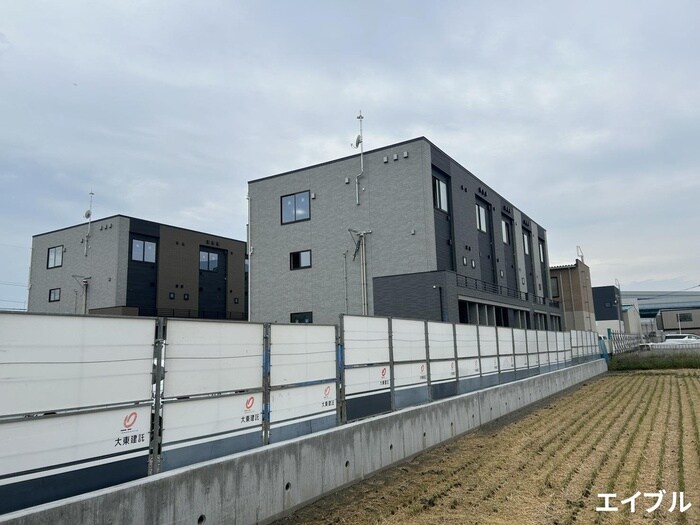 物件外観写真3　(外観写真)