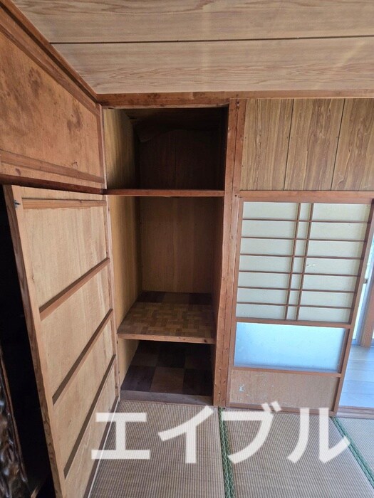 物件内観写真21　(収納)