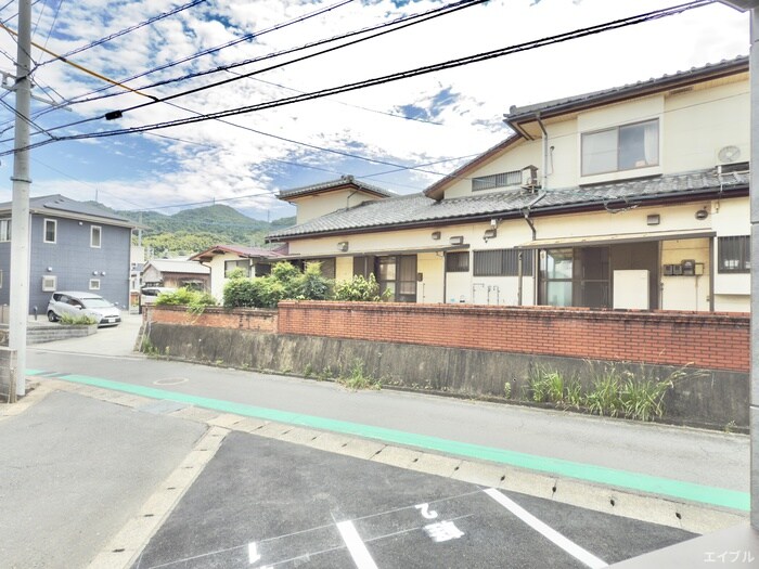 物件内観写真14　(室内からの展望)