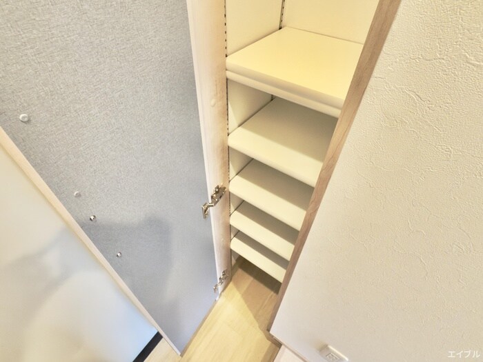 物件内観写真15　(靴箱)