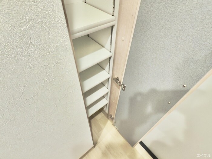 物件内観写真15　(靴箱)