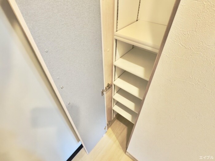 物件内観写真15　(靴箱)