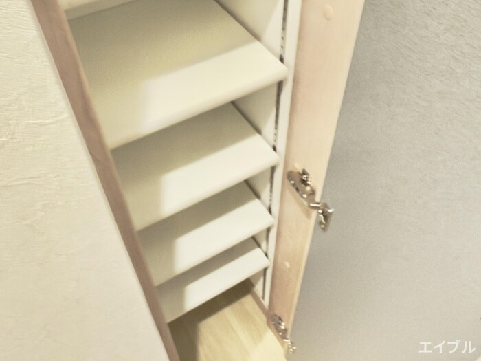 物件内観写真15　(靴箱)