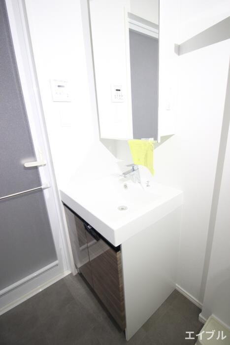 物件内観写真11　(洗面)