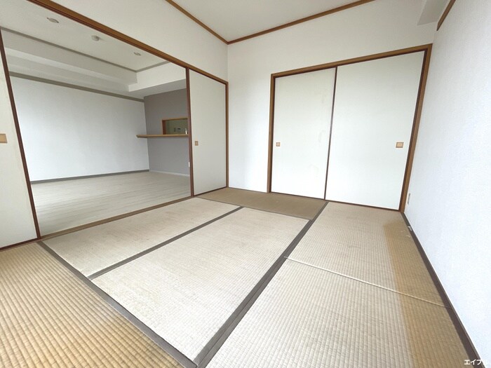 物件内観写真10　(居室)