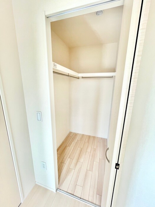 物件内観写真10　(収納)