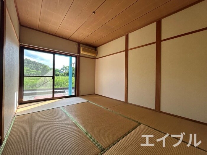 物件内観写真8　(居室)