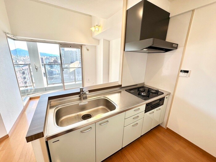 物件内観写真9　(キッチン)