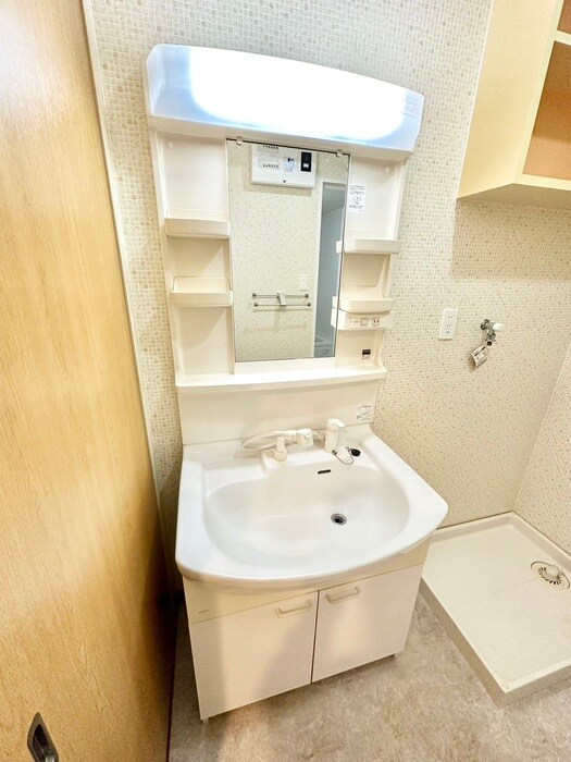 物件内観写真12　(洗面)