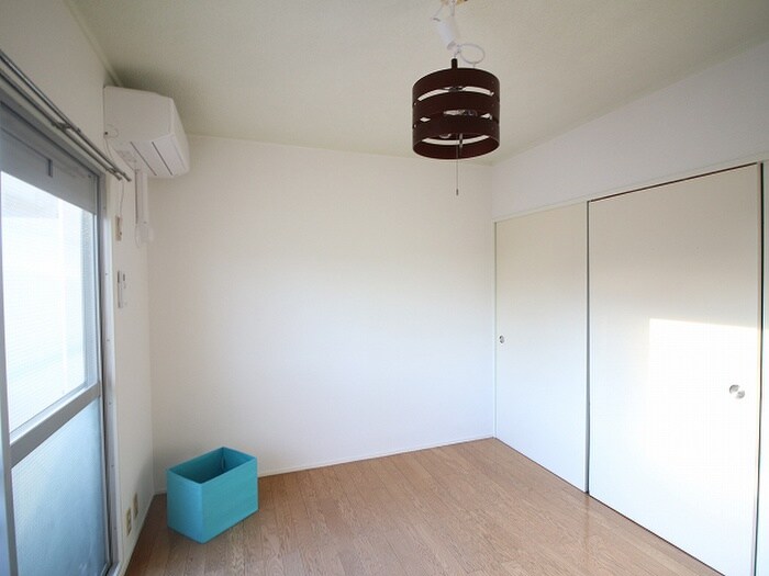 物件内観写真8　(居室)