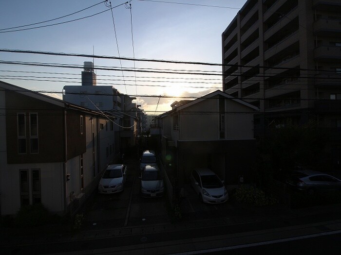 物件内観写真22　(室内からの展望)