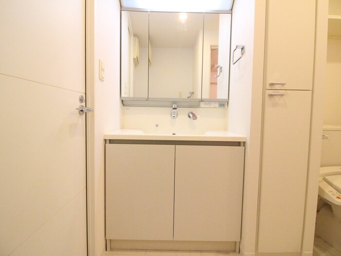 物件内観写真13　(洗面)