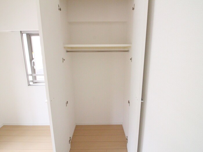 物件内観写真15　(収納)