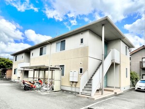 フローラＨｉ　Ｃ棟外観写真