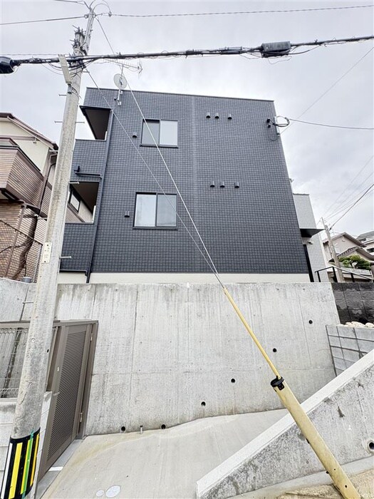 物件外観写真3　(外観写真)