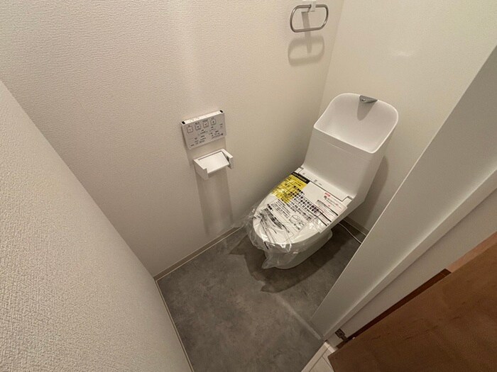 物件内観写真9　(トイレ)