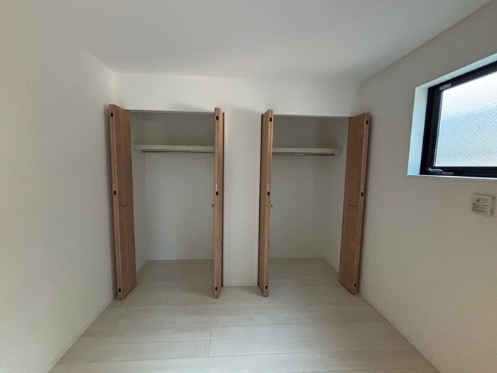 物件内観写真11　(収納)