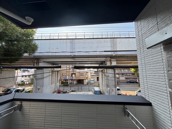 物件内観写真22　(室内からの展望)