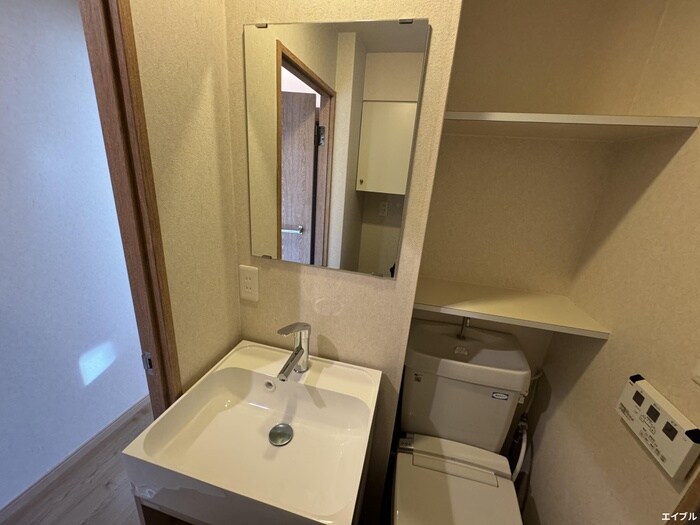 物件内観写真13　(洗面)