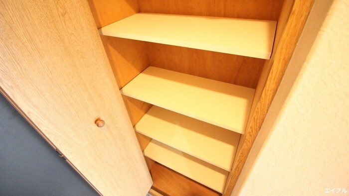 物件内観写真15　(靴箱)