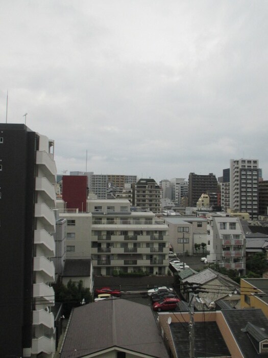 物件内観写真18　(室内からの展望)