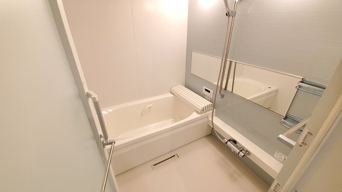 物件内観写真12　(バス／シャワールーム等)