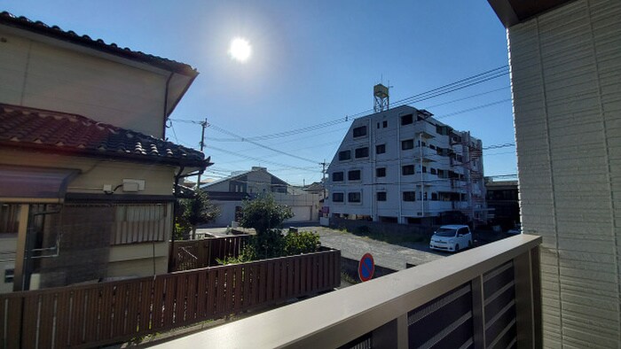 物件内観写真16　(室内からの展望)