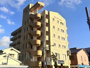 センタービル外観写真