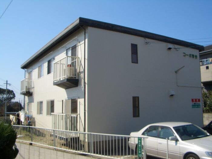 物件外観写真4　(駐車場)