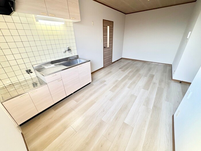 物件内観写真7　(居室)