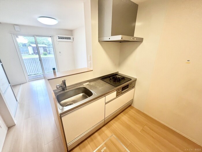 物件内観写真3　(キッチン)