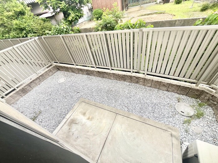 物件内観写真9　(ベランダ・バルコニー)