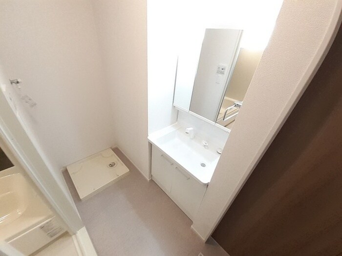 物件内観写真8　(洗面)