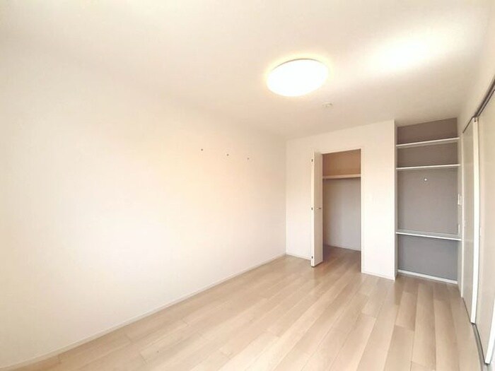 物件内観写真12　(内観写真)