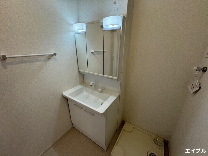 物件内観写真9　(洗面)